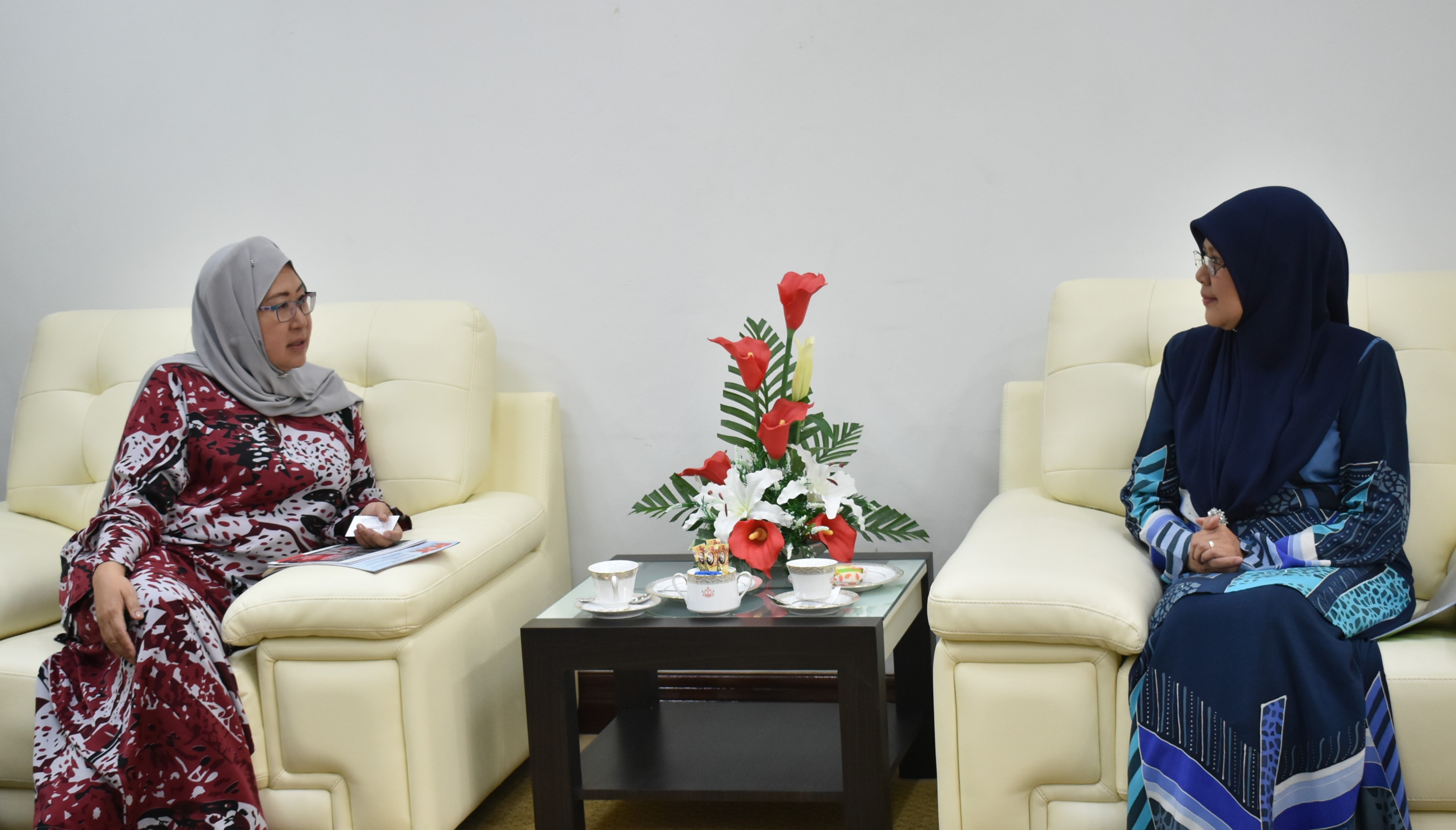 kunjungan hormat TMP.JPG