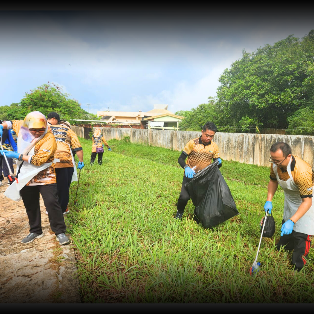120524 - AKTIVITI KEMPEN KEBERSIHAN   DI MUKIM LUMAPAS DAN MUKIM SUNGAI KEBUN (7).png