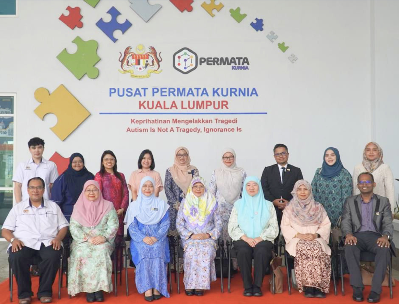 LAWATAN YB MP KE PUSAT PERMATA KURNIA.png