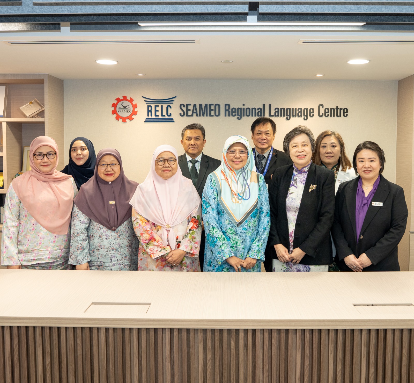 YB Datin mengadakan kunjungan rasmi ke SEAMEO RELC atas kapasiti beliau sebagai Presiden Majlis SEAMEO.jpeg