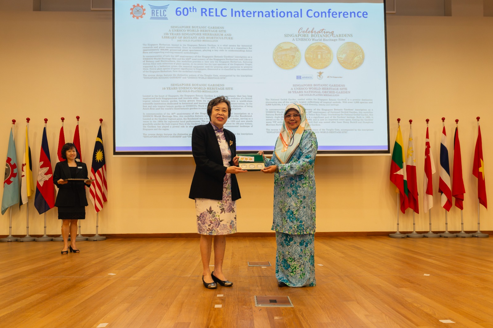 YB Datin menghadiri Majlis Perasmian Persidangan Antarabangsa Pusat Bahasa Serantau SEAMEO (Regional Language Centre, RELC) Kali ke 60_2.jpeg