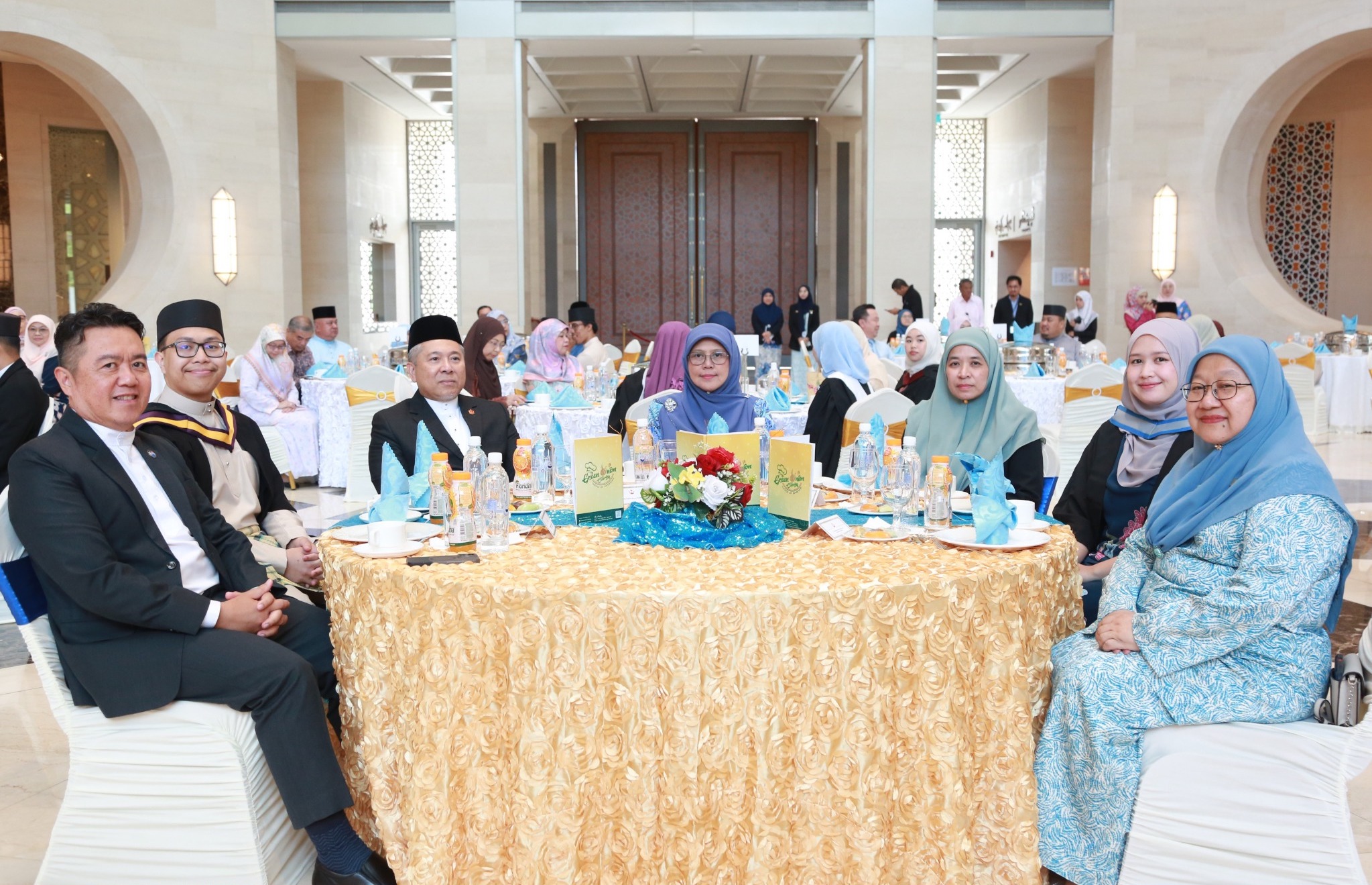 cgraduan12.jpeg